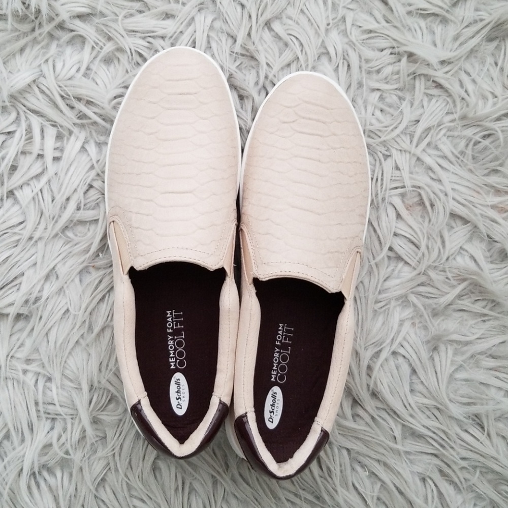 Dr Scholls memory foam slip on tennis shoes